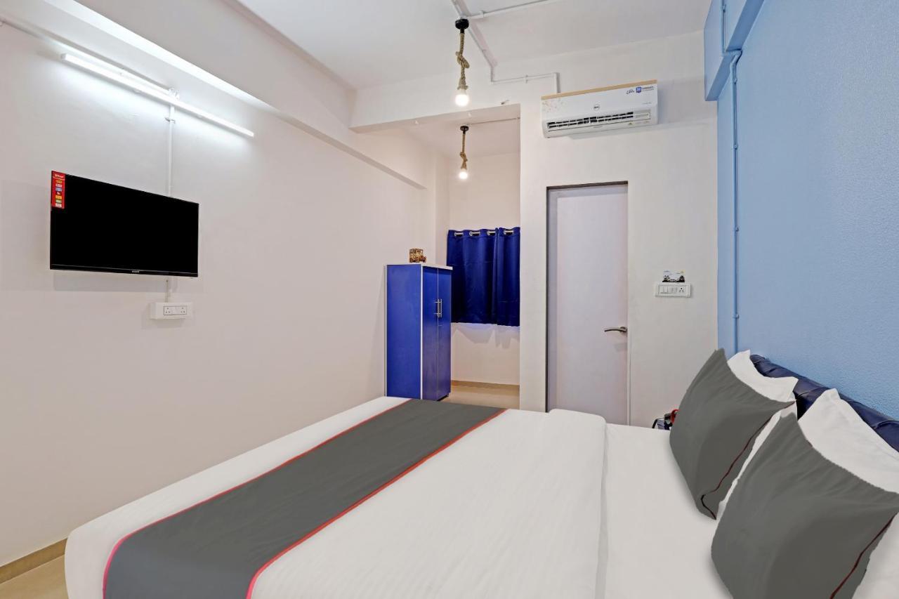 Hotel Solitaire, Best Luxurious Hotel Ac Rooms In Surat Buitenkant foto